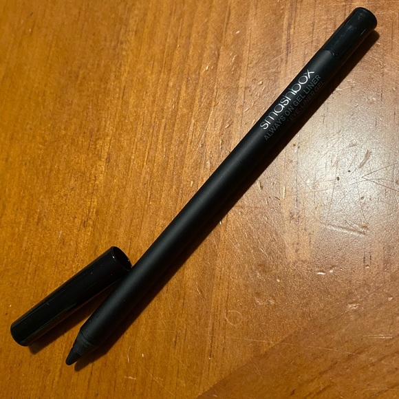 Smashbox Always On Gel Liner - Picture 8 of 16